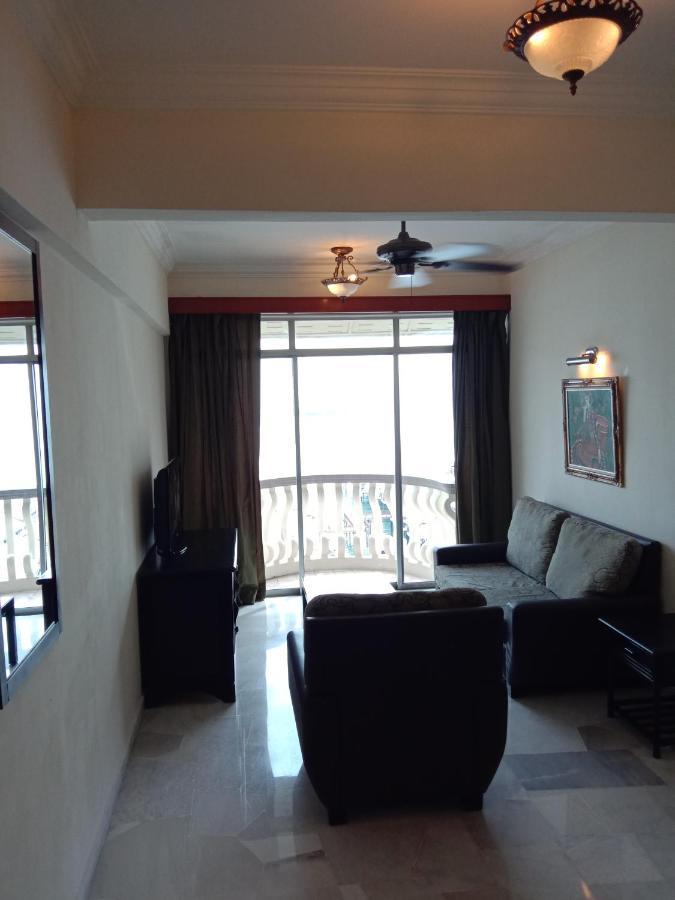 Glory Beach Resort Private Penthouse Port Dickson Kültér fotó